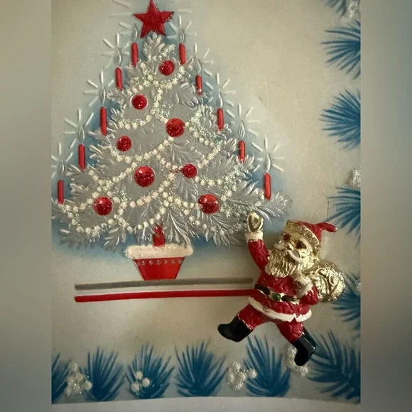 Vintage Adorable Festive Merry Christmas Card with Tree Design and Santa Brooch - Picture 8 of 11